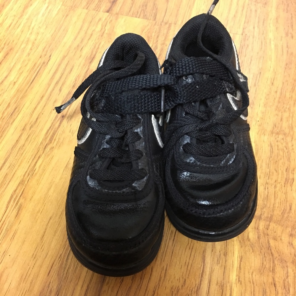 Toddler shoes